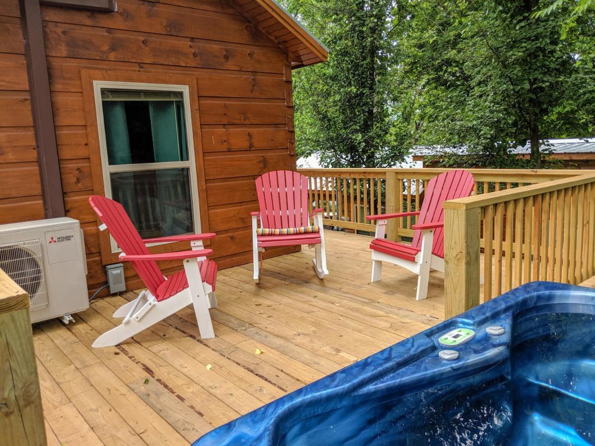 Elise Cabin Forest Retreat 5 Mins To Downtown تشاتانوغا المظهر الخارجي الصورة
