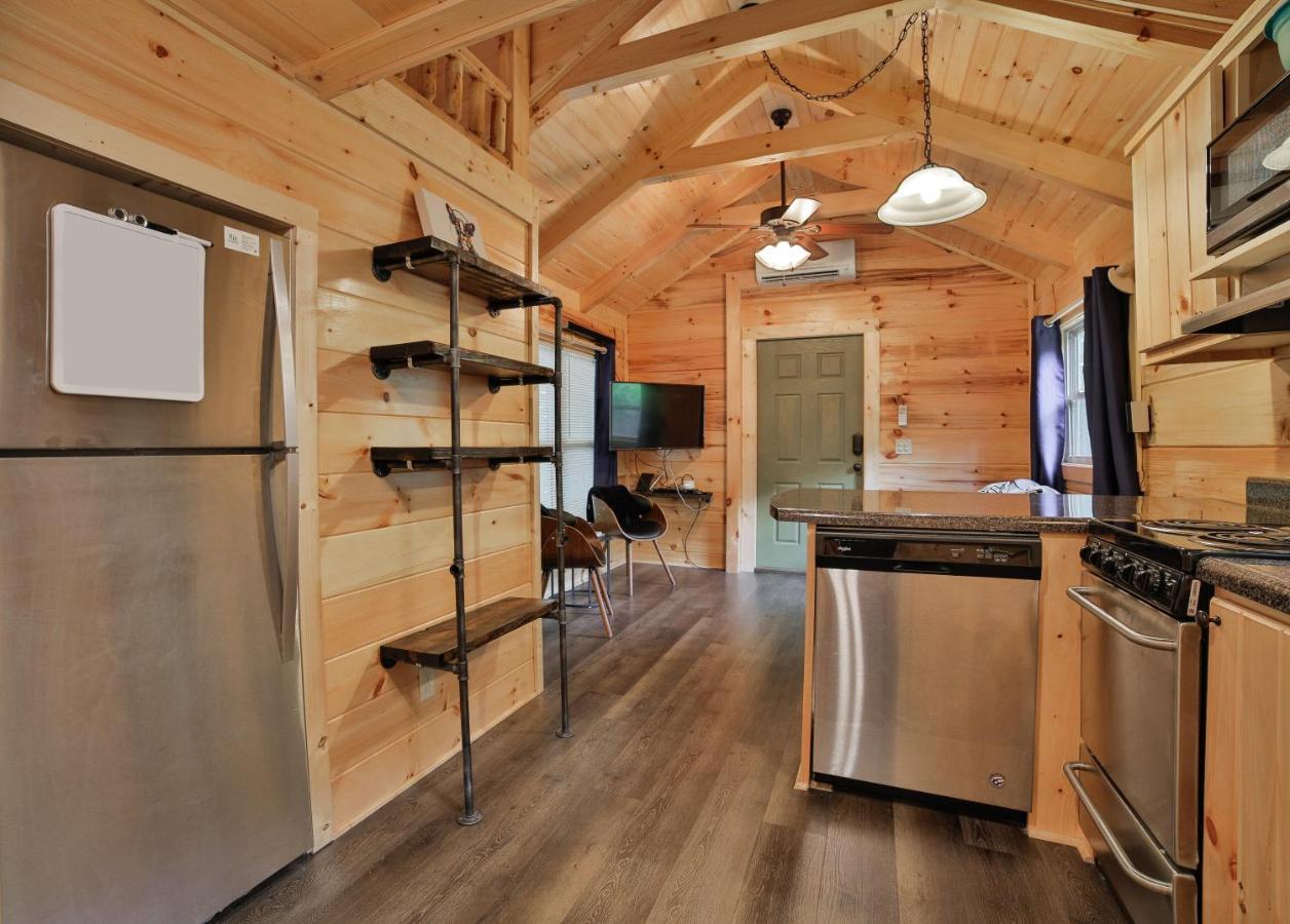 Elise Cabin Forest Retreat 5 Mins To Downtown تشاتانوغا المظهر الخارجي الصورة